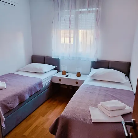 Апартаменты Linea Макарска