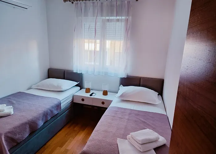 Linea ماكارسكا